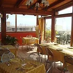 B&B La Grotta SantʼAlessio Siculo